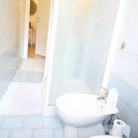 Apartment Romolo Iulm Milan